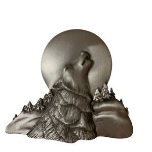 VINTAGE / SIGNED - JJ Jonette Silver Pewter Howling Wolf Brooch